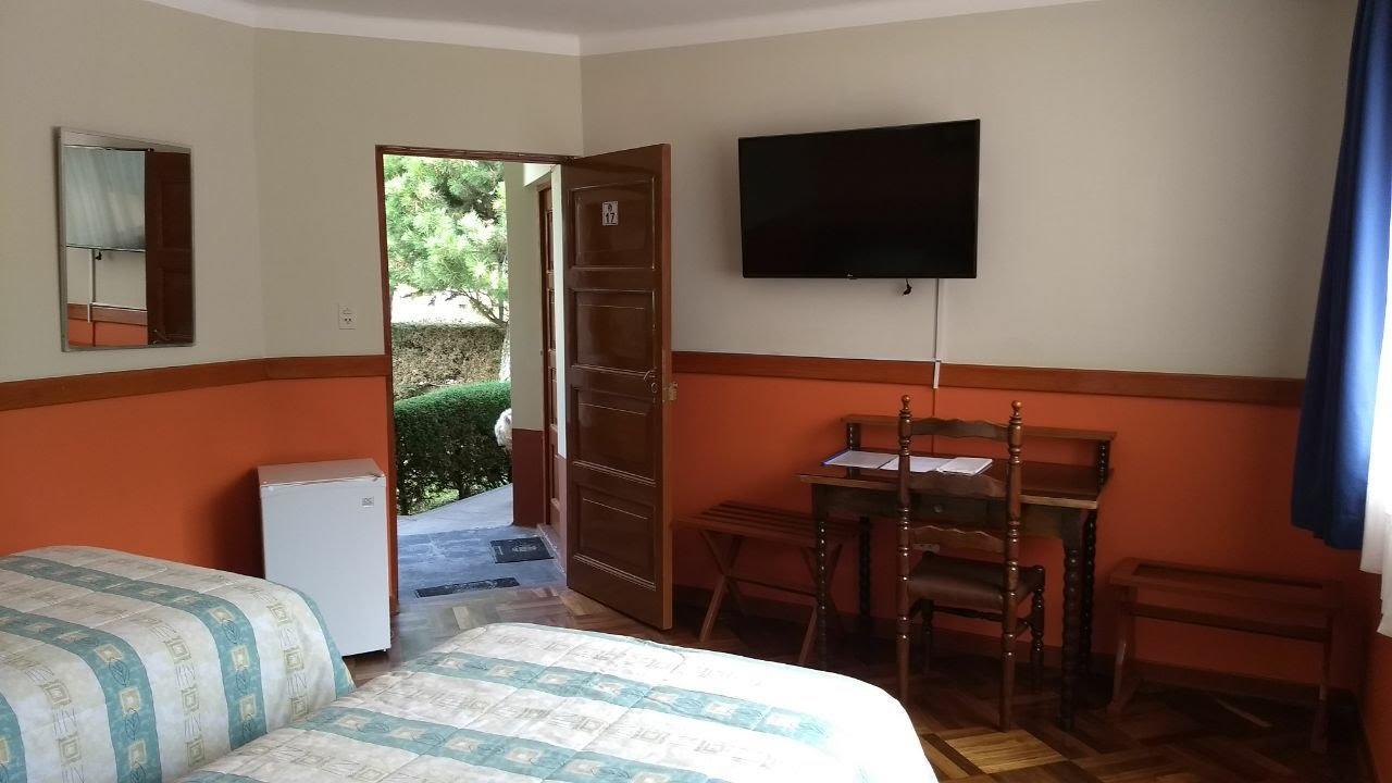 Hotel Colomba 와라스 외부 사진