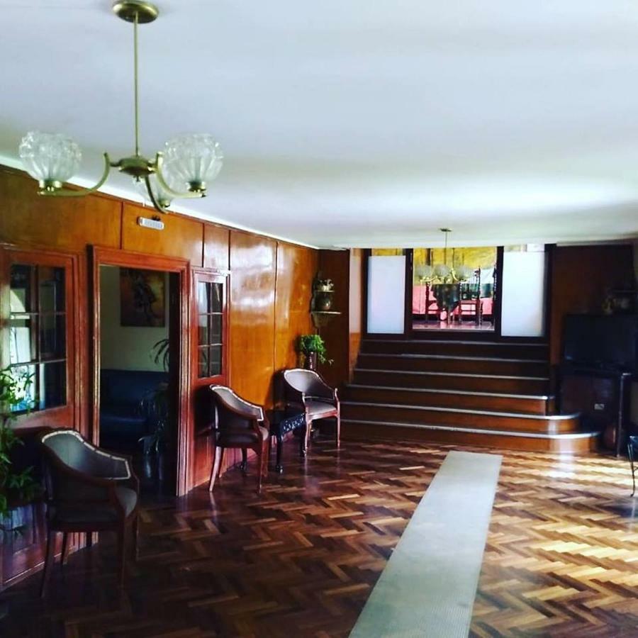 Hotel Colomba 와라스 외부 사진
